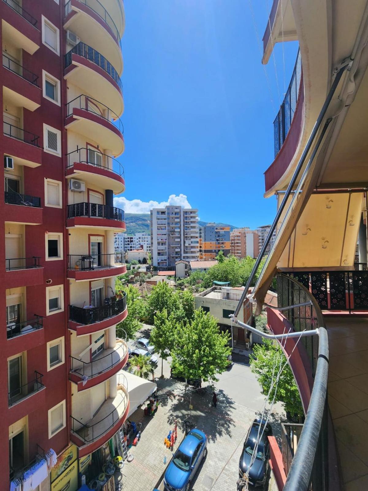 Apartment Onis *