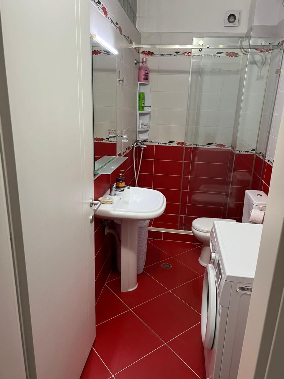 Apartament Onis *