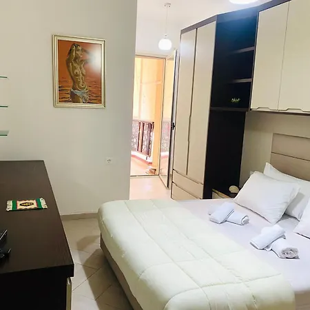 Onis Apartment Vlore Exterior photo